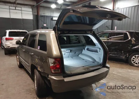 2007 Jeep Grand Cherokee Laredo z USA, uszkodzony, nr VIN 1J8GS48K97C645981